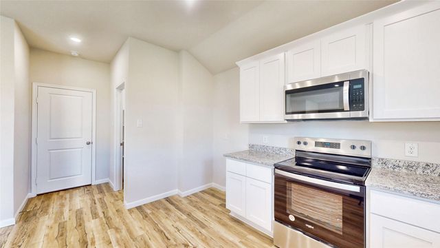 111 Annabelle Street, Cleburne, TX 76031