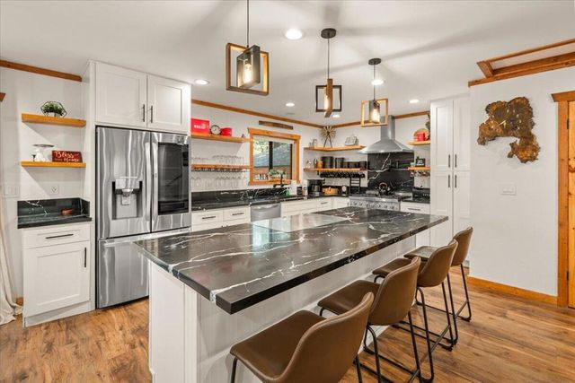 1118 Elmwood Place, Big Bear, CA 92314