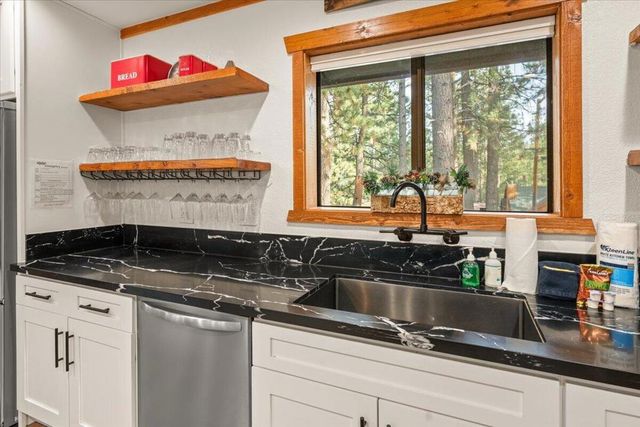 1118 Elmwood Place, Big Bear, CA 92314