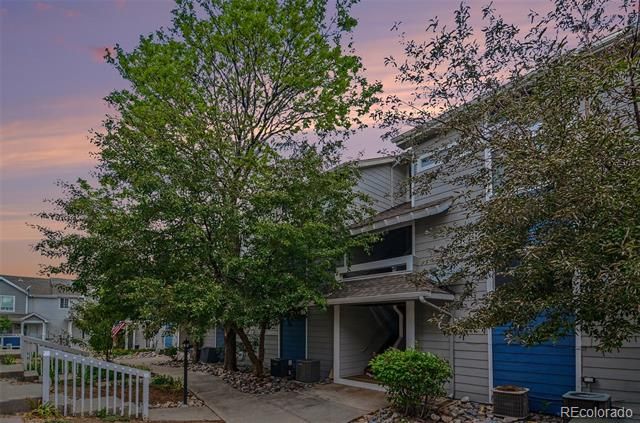 19192 E Wyoming Place 105, Aurora, CO 80017