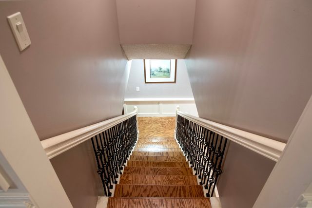 5115 S Castlewood Drive, Springfield, MO 65804