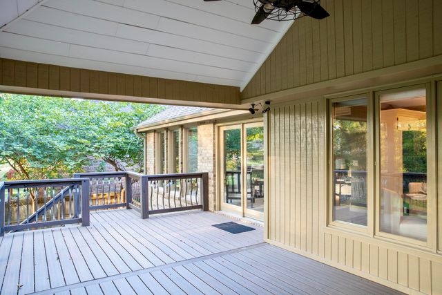 5115 S Castlewood Drive, Springfield, MO 65804