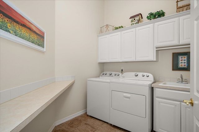 8816 E Woodland Park Dr, Spokane, WA 99217