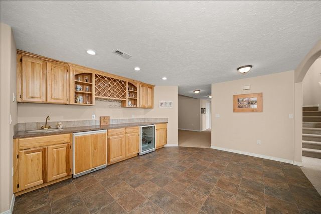 8816 E Woodland Park Dr, Spokane, WA 99217