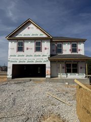 76 Country Cir, Manchester, TN 37355