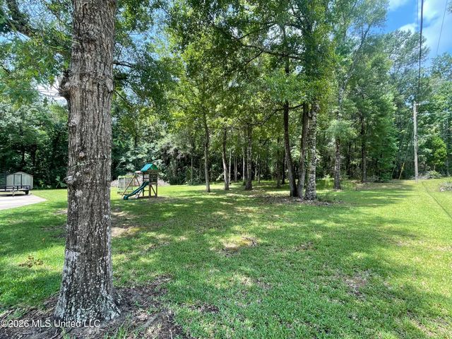 2500 Tearose Lane, Moss Point, MS 39562