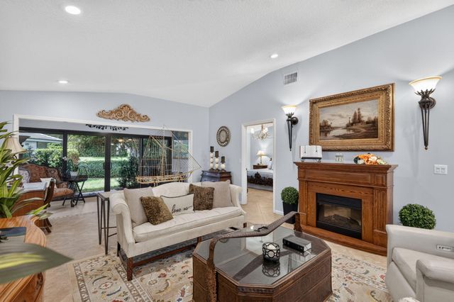 3648 Freshwater Drive, Jupiter, FL 33477