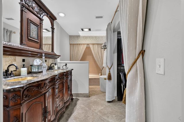 3648 Freshwater Drive, Jupiter, FL 33477