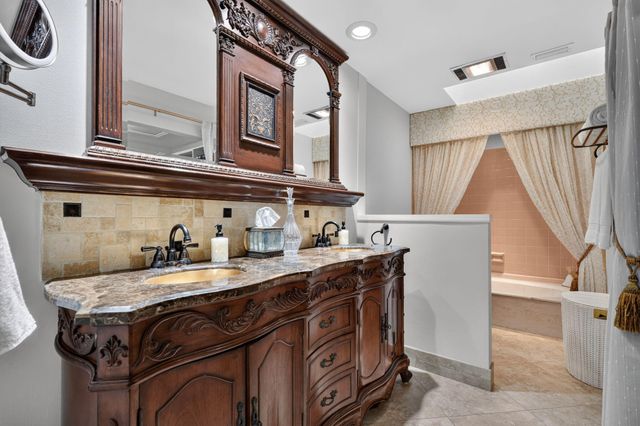 3648 Freshwater Drive, Jupiter, FL 33477