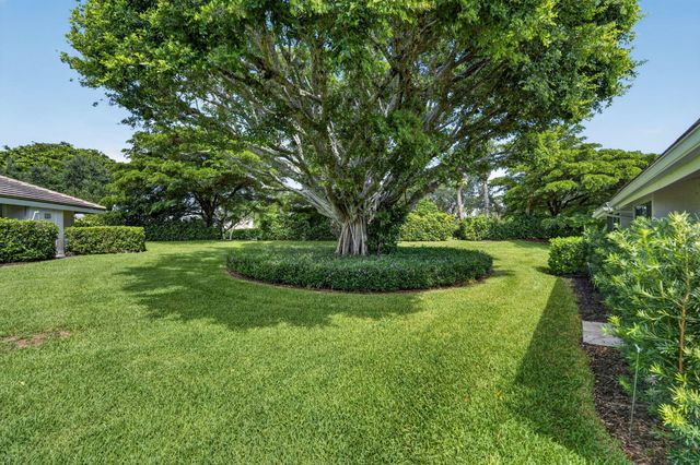 3648 Freshwater Drive, Jupiter, FL 33477