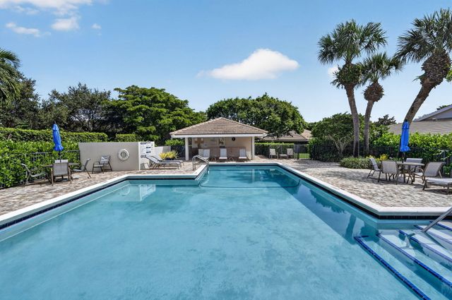3648 Freshwater Drive, Jupiter, FL 33477