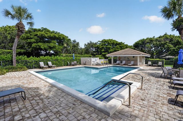 3648 Freshwater Drive, Jupiter, FL 33477