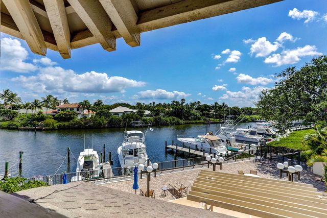 3648 Freshwater Drive, Jupiter, FL 33477