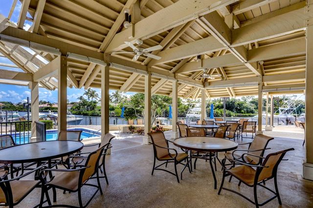 3648 Freshwater Drive, Jupiter, FL 33477