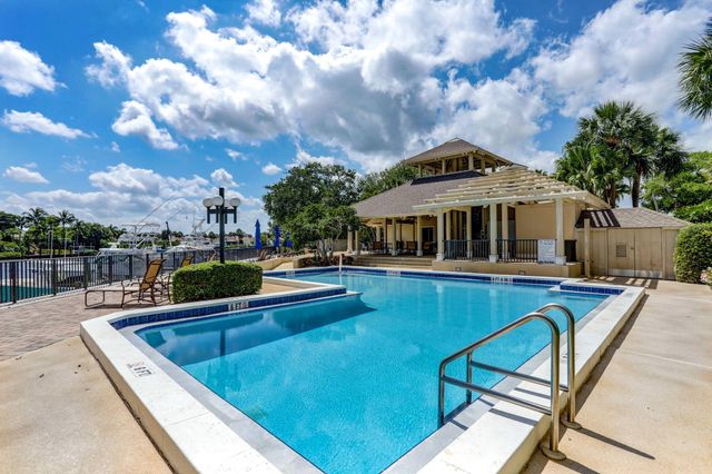 3648 Freshwater Drive, Jupiter, FL 33477