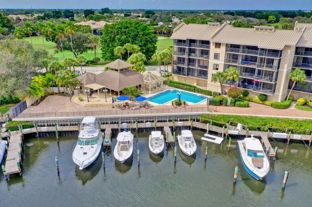 3648 Freshwater Drive, Jupiter, FL 33477