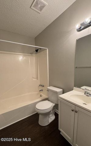 105 Garden Place, Jacksonville, NC 28546