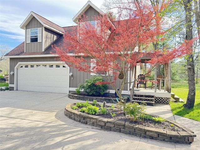 602 Fruitvale Road, Montague, MI 49437