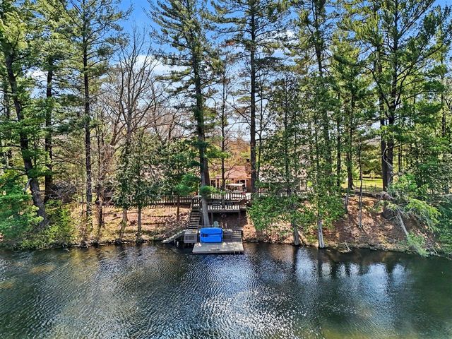 602 Fruitvale Road, Montague, MI 49437