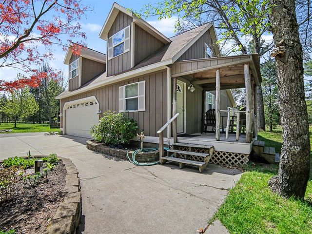 602 Fruitvale Road, Montague, MI 49437