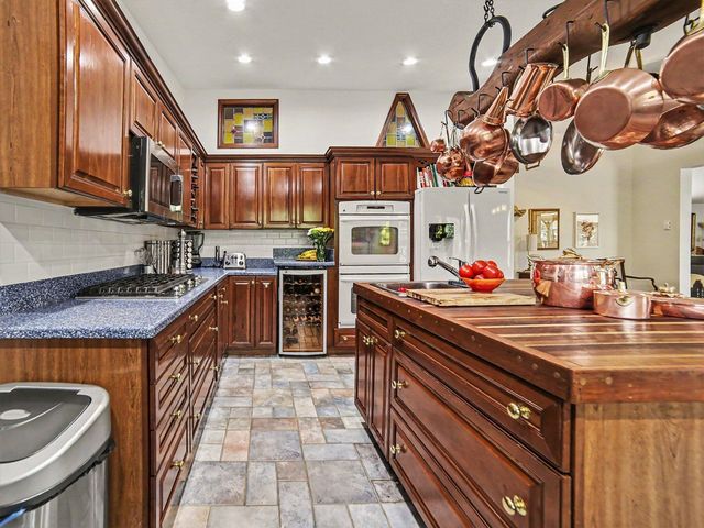 602 Fruitvale Road, Montague, MI 49437