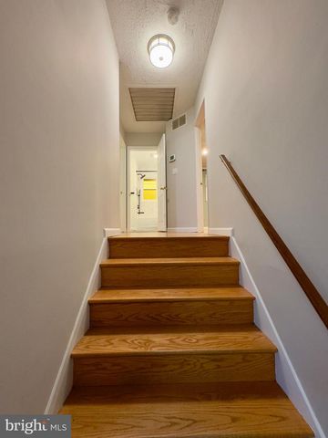 1321 WARWICK DR, Lutherville Timonium, MD 21093