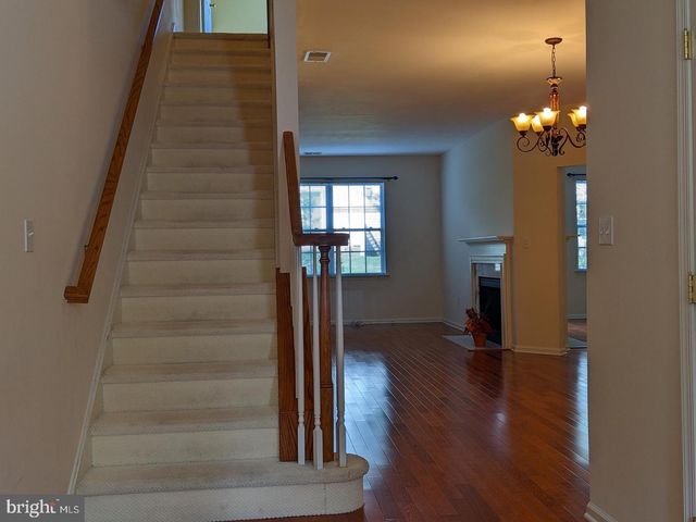 252 BRINLEY DR, Pennington, NJ 08534