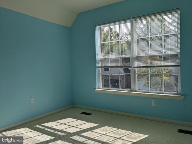 252 BRINLEY DR, Pennington, NJ 08534