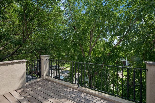 2310 Humboldt Avenue S, Minneapolis, MN 55405