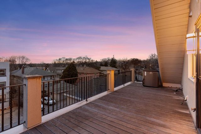 2310 Humboldt Avenue S, Minneapolis, MN 55405