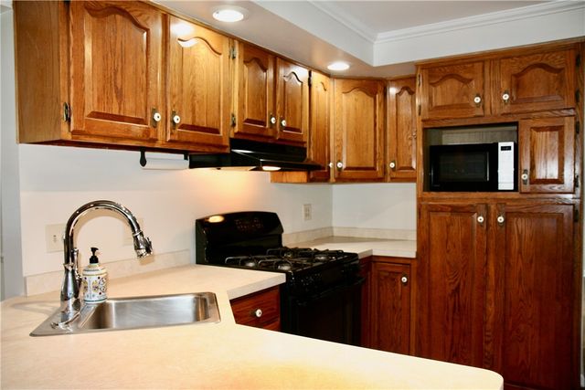 120 Sydenham Rd Road, Irondequoit, NY 14609