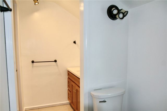 120 Sydenham Rd Road, Irondequoit, NY 14609