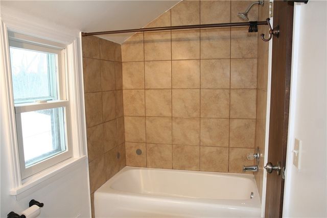 120 Sydenham Rd Road, Irondequoit, NY 14609