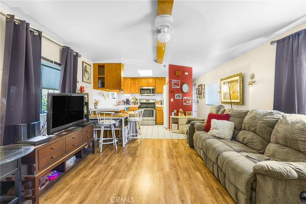850 W Mission Boulevard A46, Ontario, CA 91762