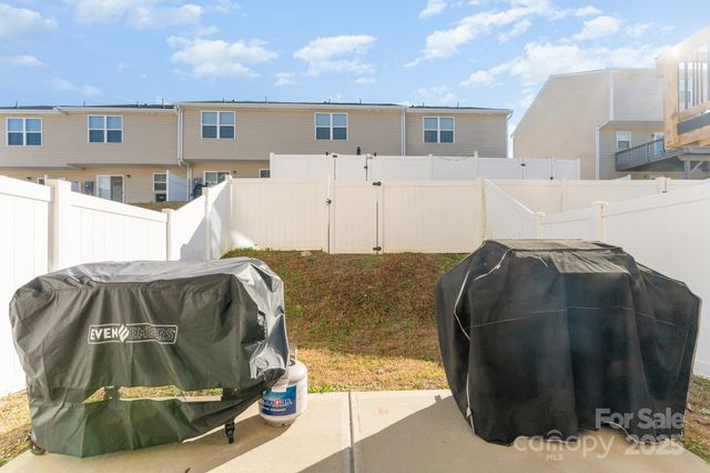 2619 Mccurdy Trail, Charlotte, NC 28269