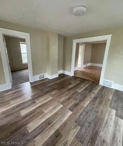 622 W 24th Street, Lorain, OH 44052