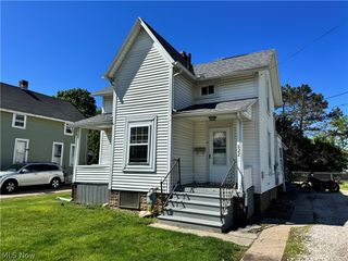 622 W 24th Street, Lorain, OH 44052