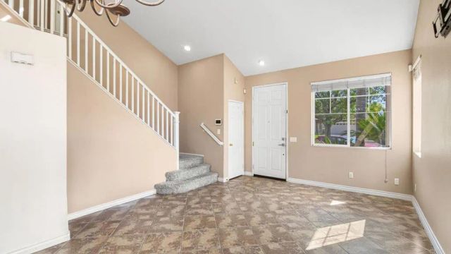 38977 Lone Cir, Murrieta, CA 92563
