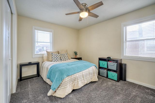 5850 6th Street NE, Fridley, MN 55432