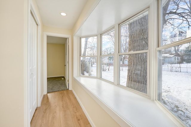 5850 6th Street NE, Fridley, MN 55432