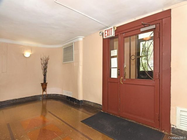 2191 Bolton St 3E, Bronx, NY 10462