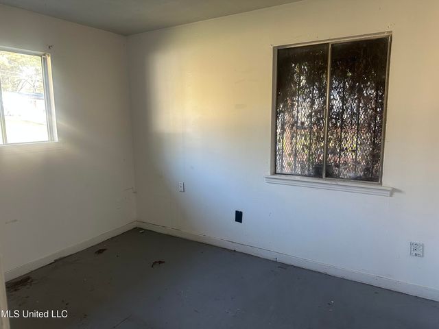 2451 Coronet Place, Jackson, MS 39204