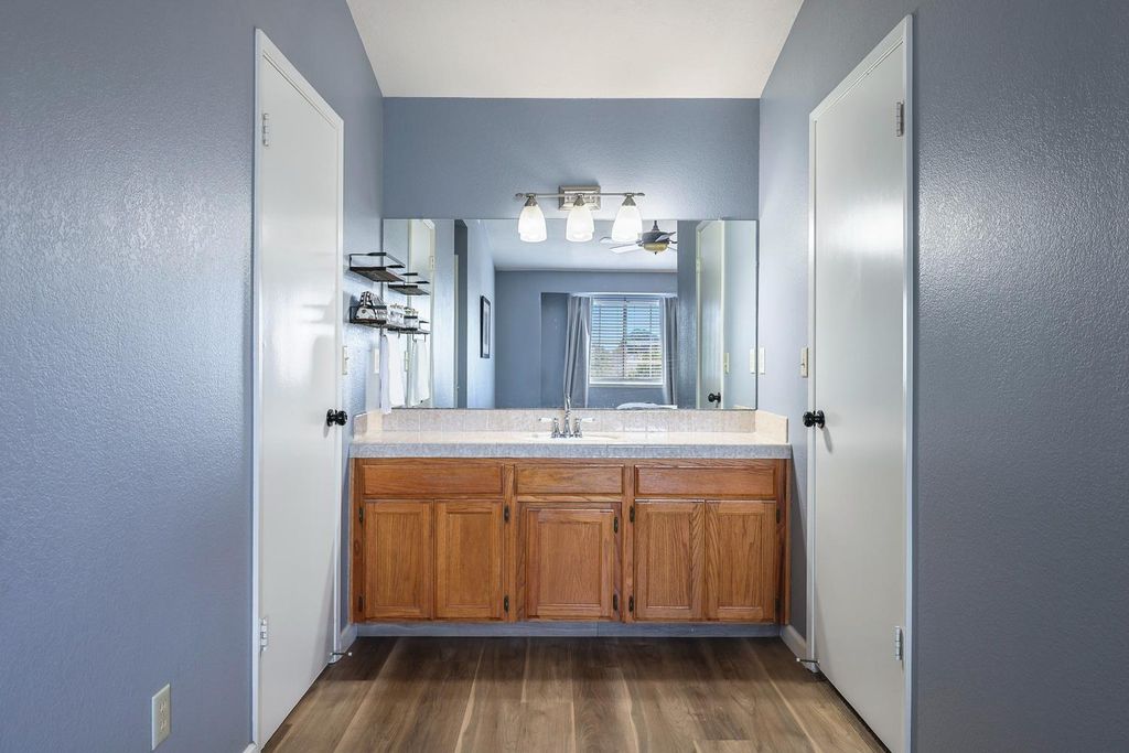 Image 24 of property listing at 8735 N Cedar Avenue # 109, Fresno, CA 93720