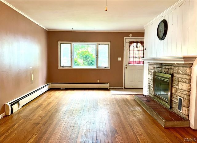 33 West 9th Street, Oswego, NY 13126