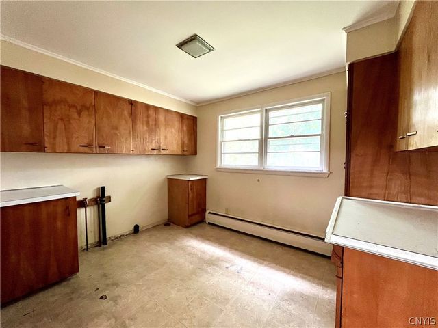 33 West 9th Street, Oswego, NY 13126