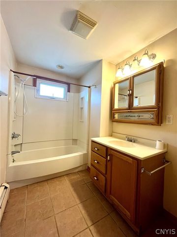 33 West 9th Street, Oswego, NY 13126
