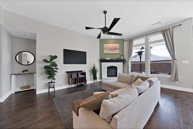 3000 Comal Drive, Little Elm, TX 75068