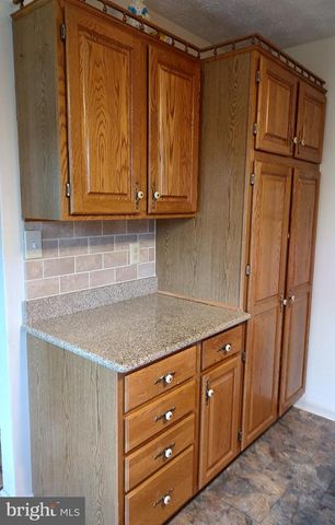 3 MEADOW LN, Luray, VA 22835