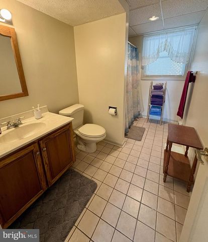 3 MEADOW LN, Luray, VA 22835