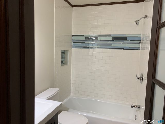 434 Thoreau Street 434, Branford, CT 06405